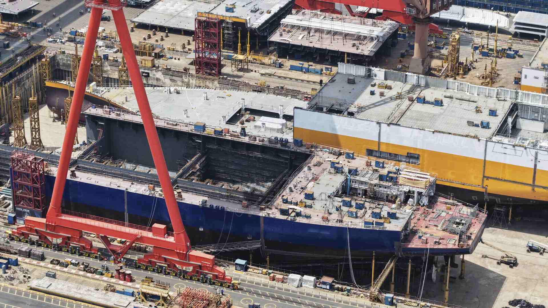 Trump a sorpresa: tariffe del 50 per cento per l’Europa dal 1° giugno. Borse giù