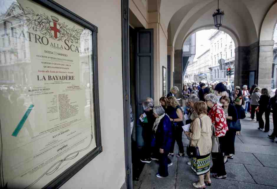Alla Scala, con qualche défaillance, l’opera di Mozart ragazzino scritta per Milano