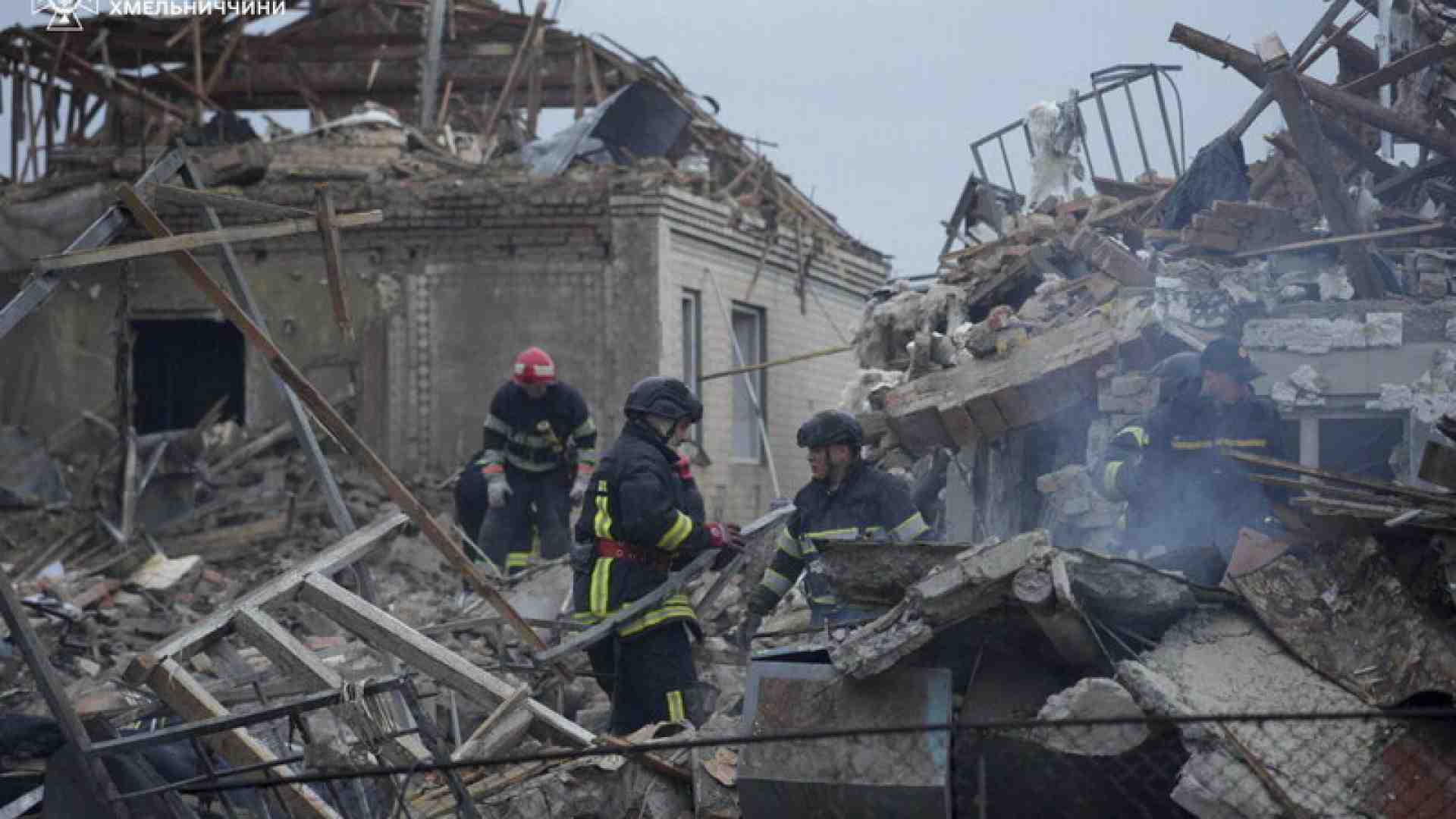 I dittatori trovano sempre un motivo per far proseguire le stragi