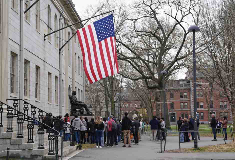 Come il dramma culturale di Harvard spiega il dramma politico dell’America trumpiana