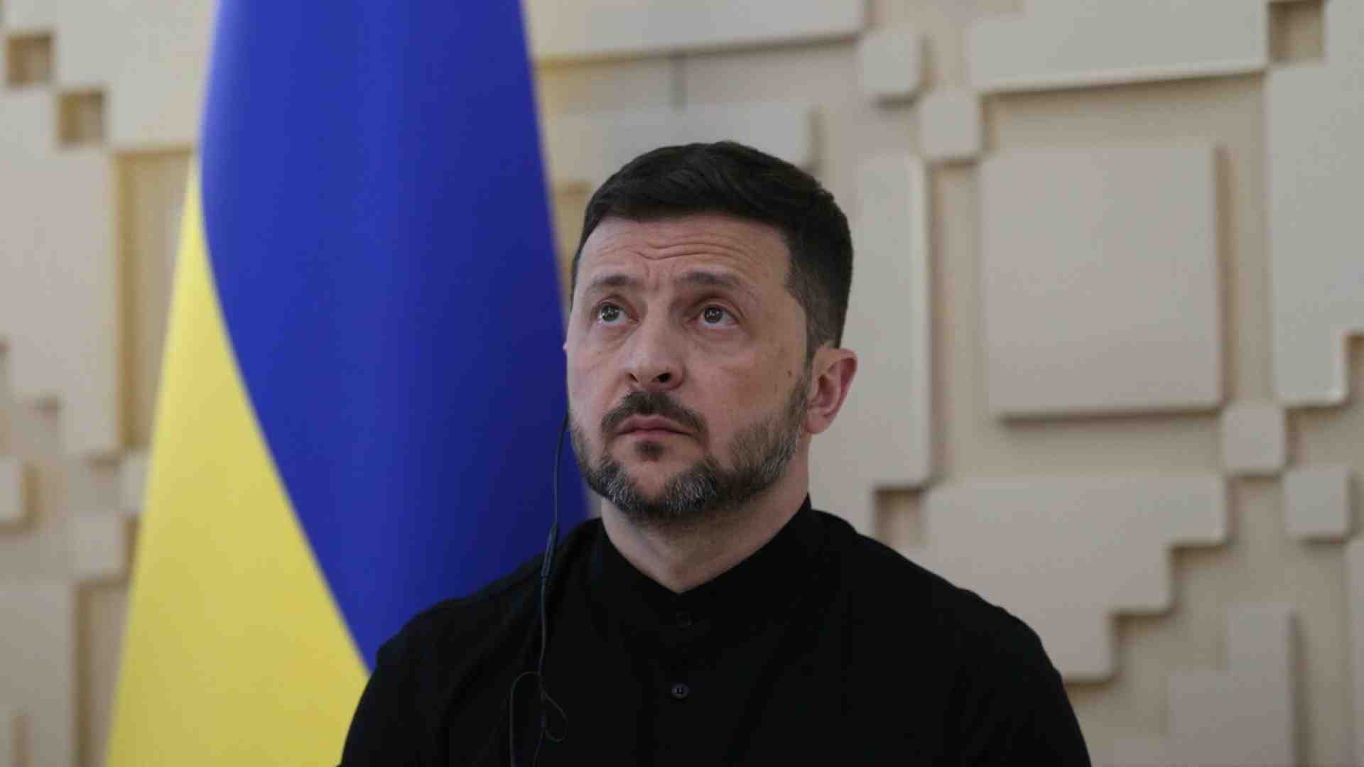 Zelensky è convinto: gli Stati Uniti sono con Kyiv. L’incontro fra lui, Trump e Putin
