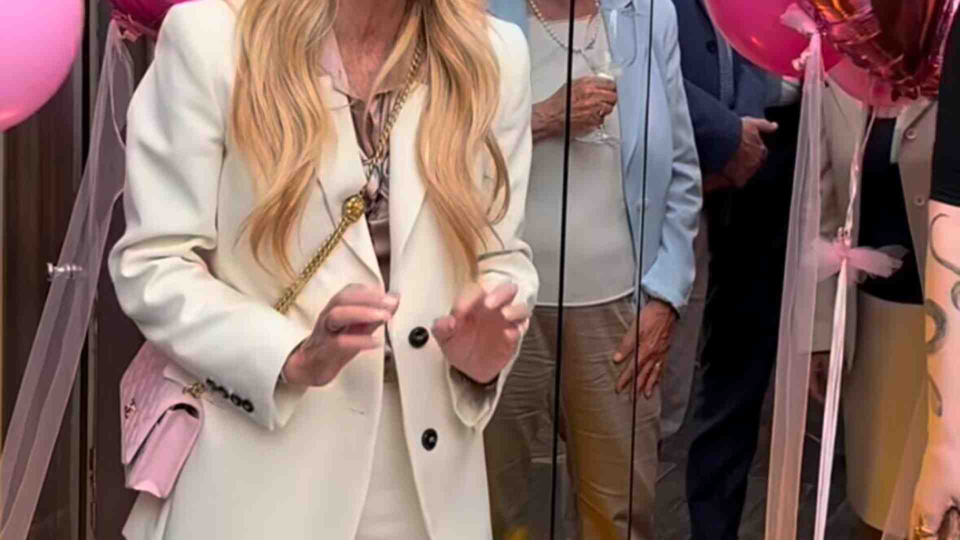 Ritorno a Colle Oppio: la sfilata di FdI per i 50 anni Arianna Meloni nel club davanti alla storica sezione