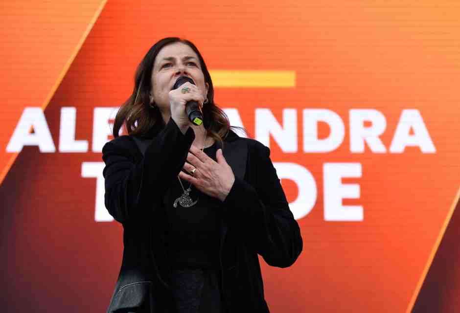 Il tribunale di Cagliari rigetta il ricorso di Todde: resta a rischio decadenza