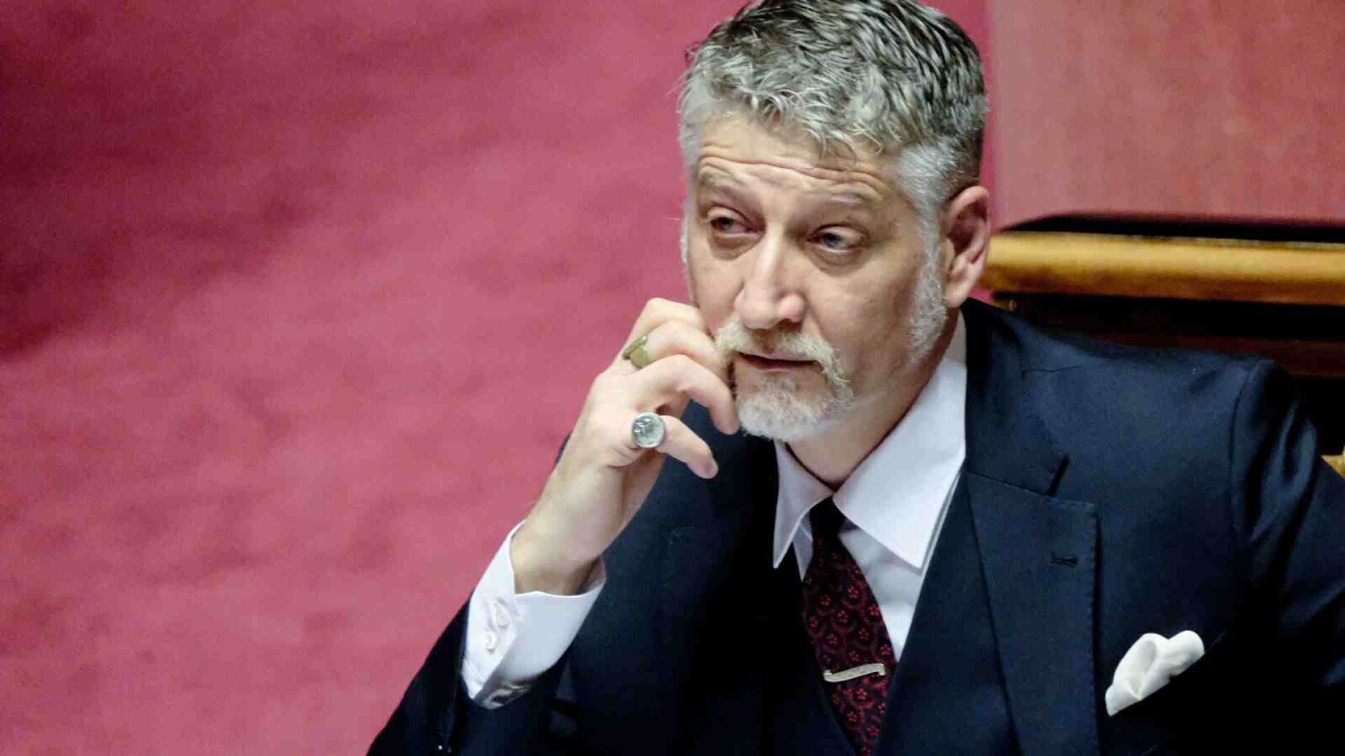 Sul Superbonus per ristrutturare i castelli (che non si conoscono) il ministro Giuli dice: “Uso sciagurato”