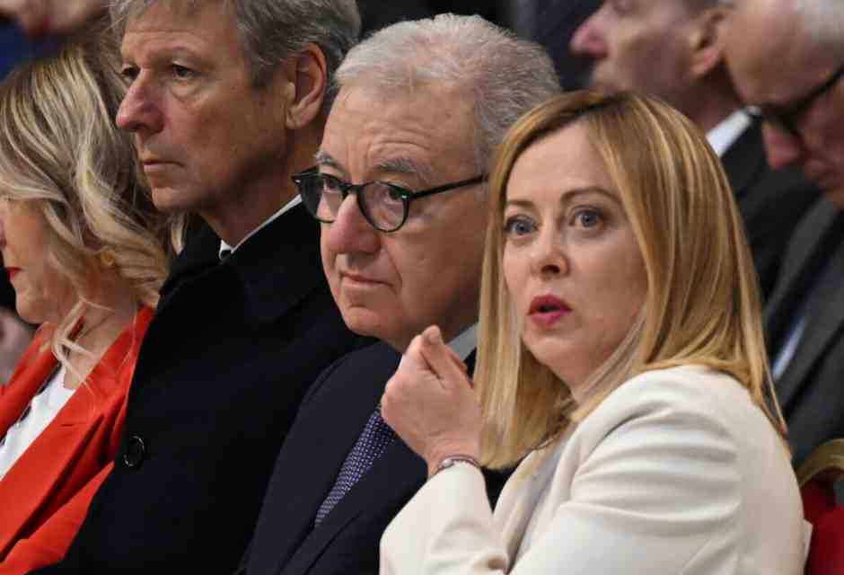 La decisione di Meloni e Mantovano: "Dal 2026 via la scorta dei Servizi segreti agli ex premier"