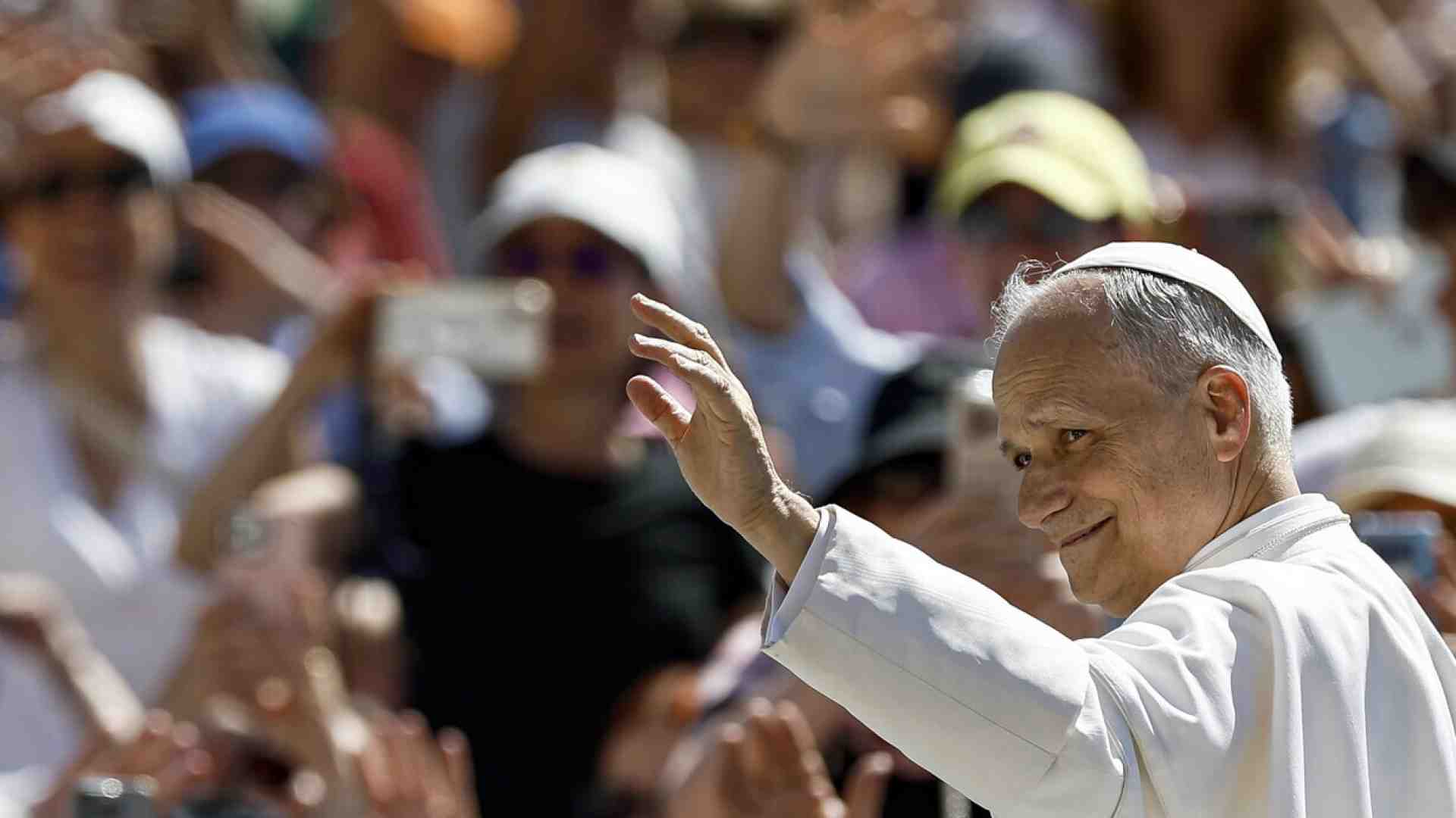 Il Papa fa il Papa e finisce già nel mirino