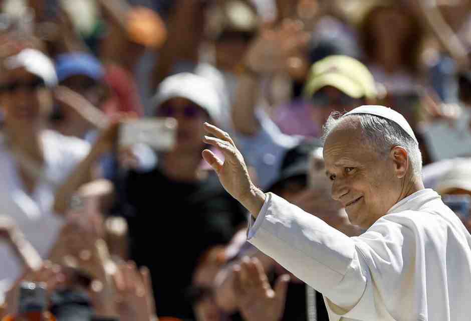 Il Papa fa il Papa e finisce già nel mirino