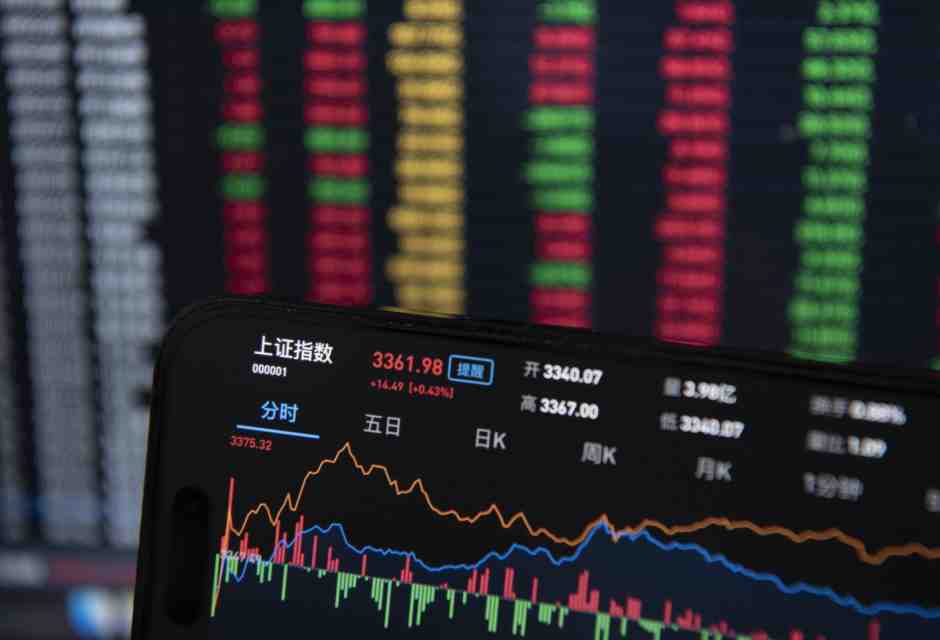 Cresce l'incertezza e rallenta la crescita economica globale. Le previsioni dell'Ocse