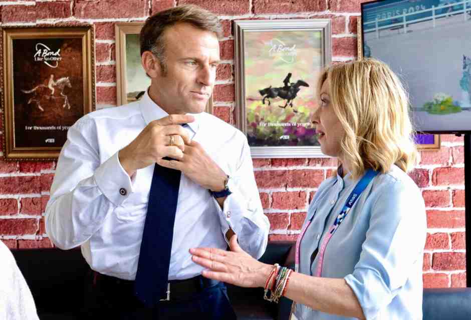 "Macron a Chigi? Ha capito che i rapporti tra Francia e Italia sono troppo importanti”. Parla Cirielli