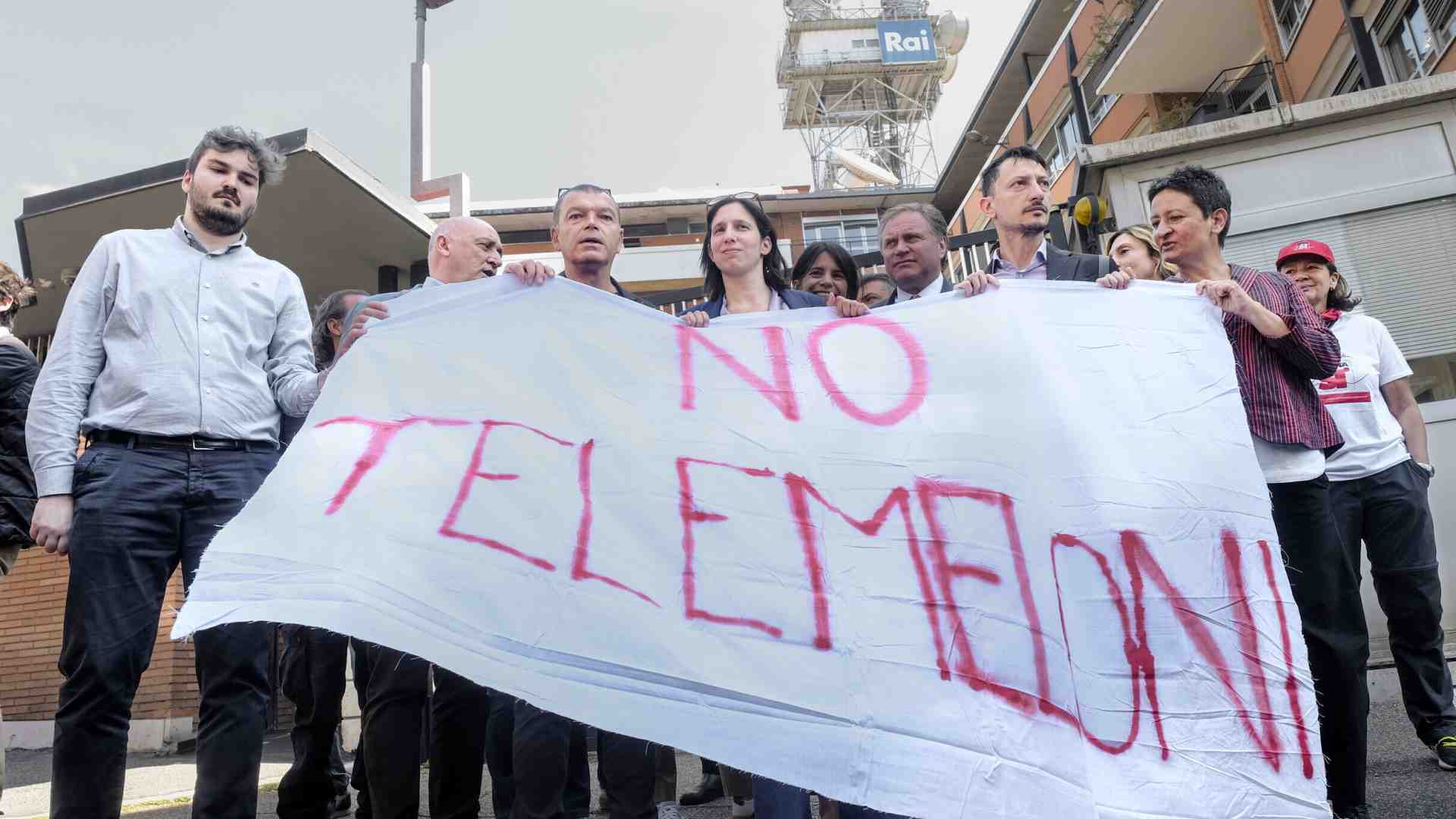 Le balle sul referendum oscurato da TeleMeloni