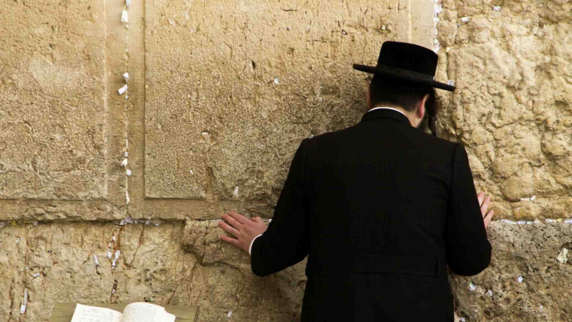 Gli ebrei, le colonne d'Ercole dell'immaginazione complottista