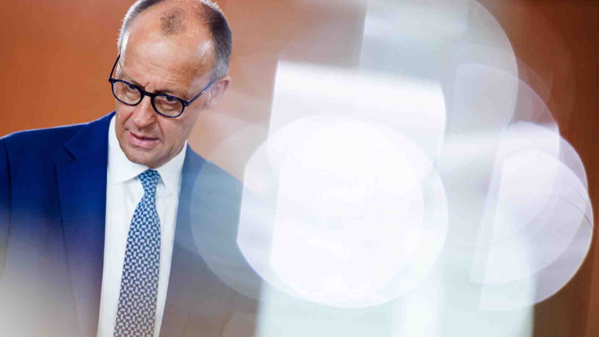 Berlino tenta la stretta sui migranti irregolari e sfida il  Tar. Il ddl sui “paesi sicuri”