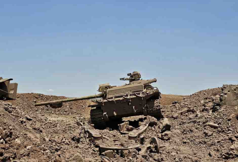 Israele attacca la Siria, dove gli iraniani non aspettano altro che il caos per tornare