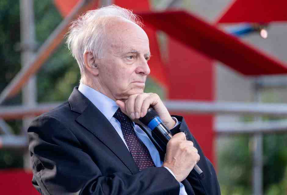 La Cassazione respinge il ricorso di Davigo contro la condanna: pretestuoso. E lo multa