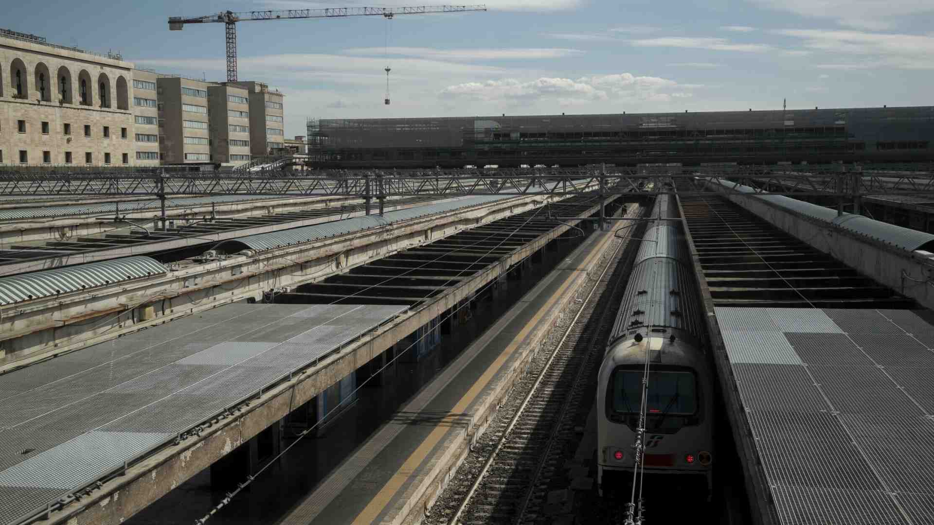 Nel documentario “San Damiano”, la stazione Termini si fa altare e abisso