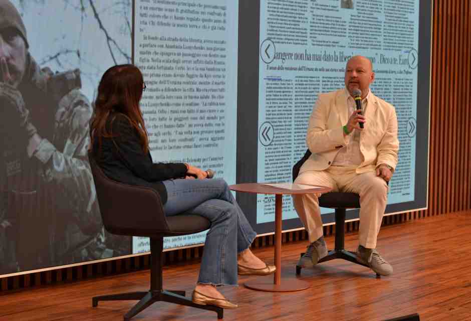 Yaroslav Trofimov ci racconta l'innovazione nella difesa militare ucraina