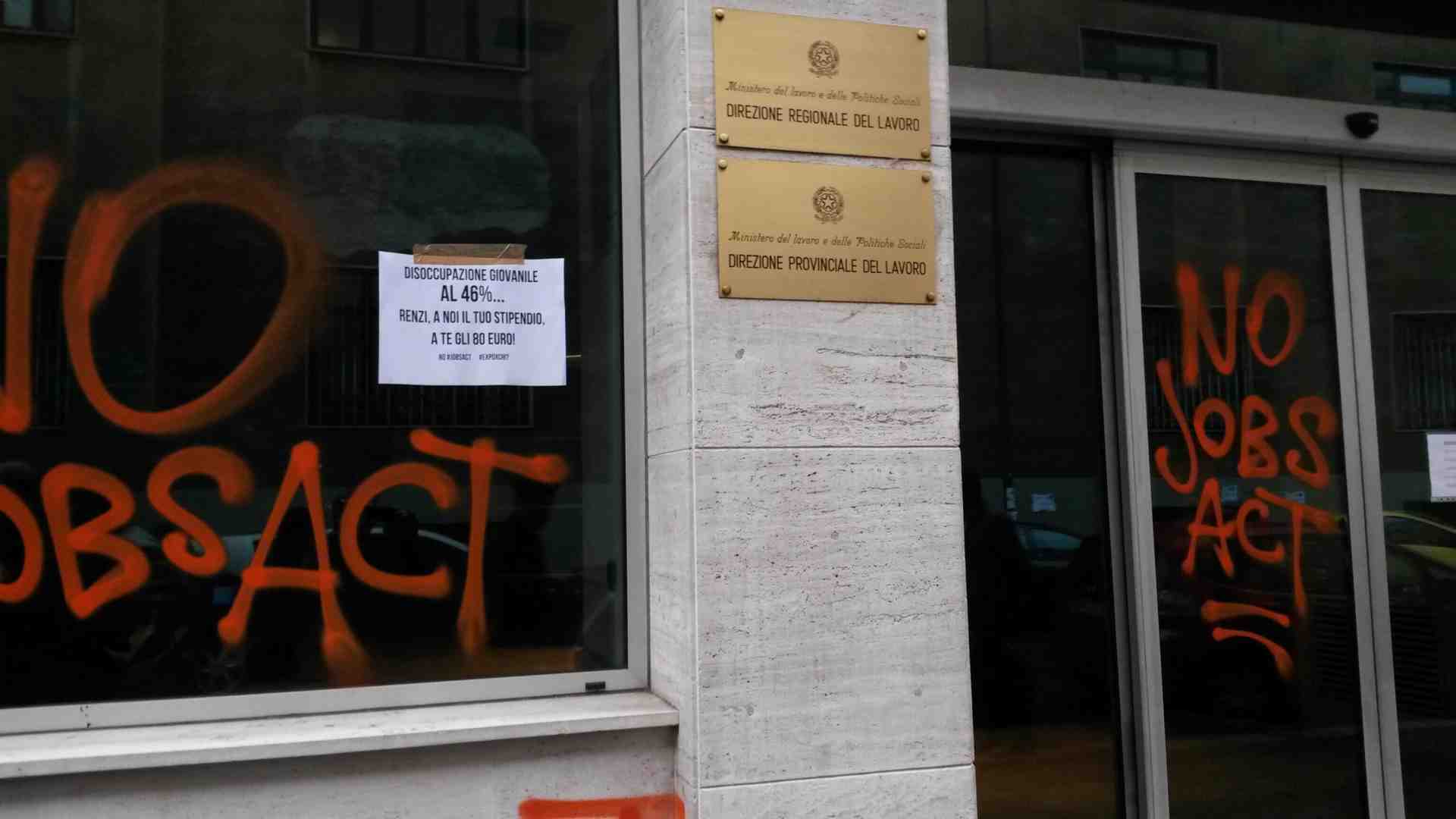 Salari erosi, contratti bloccati, potere di mercato delle imprese. Le svolte che mancano al governo sul lavoro