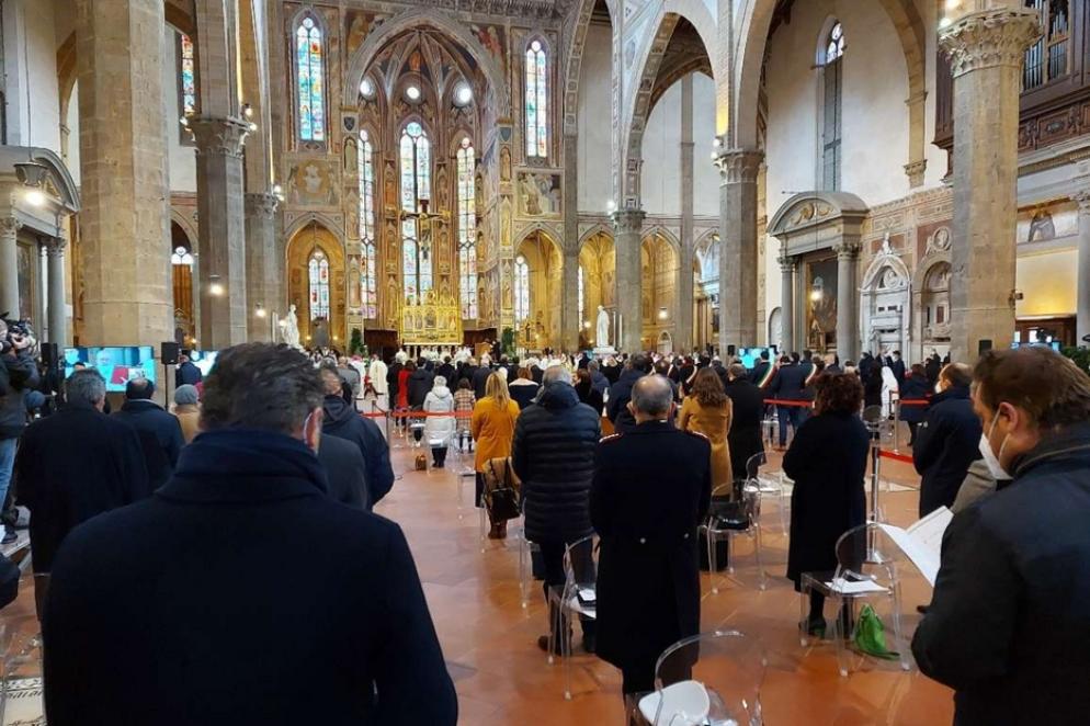 La Messa nella Basilica di Santa Croce a Firenze a conclusione dell'incontro di vescovi e sindaci del Mediterraneo per la pace - Avvenire