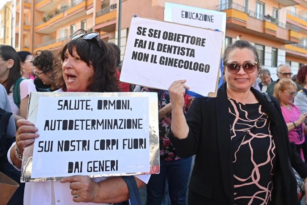 Manifestazione a Torino contro la "Stanza dell'Ascolto" - Alesdimarco