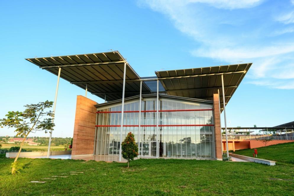 Il Children surgic Hospital di Entebbe - Emmanuel Museruka