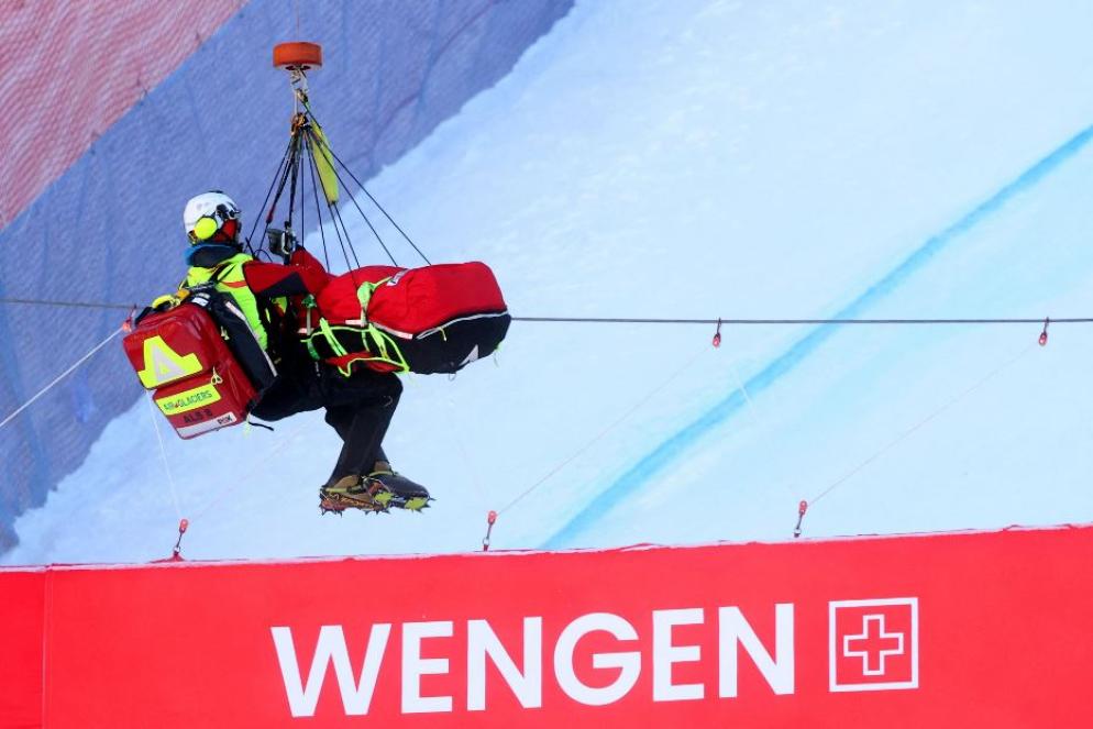 Il norvegese Aleksander Kilde trasportato in elicottero in ospedale dopo la brutta caduta a Wengen - Reuters