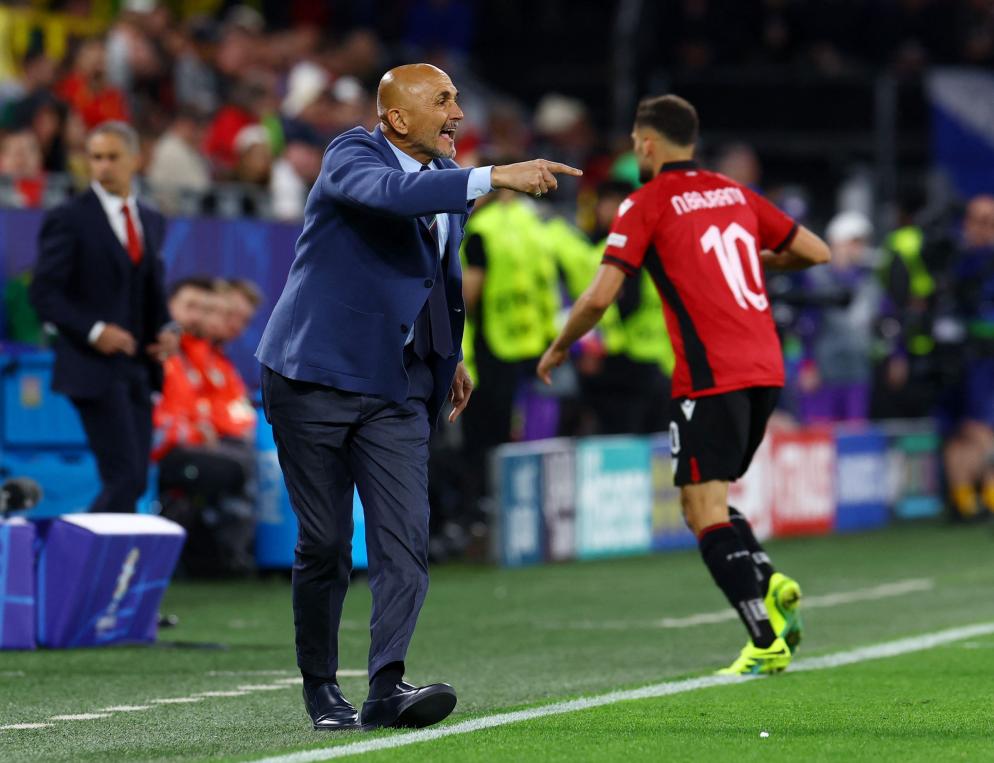Luciano Spalletti dà indicazioni durante Italia-Albania - Ansa