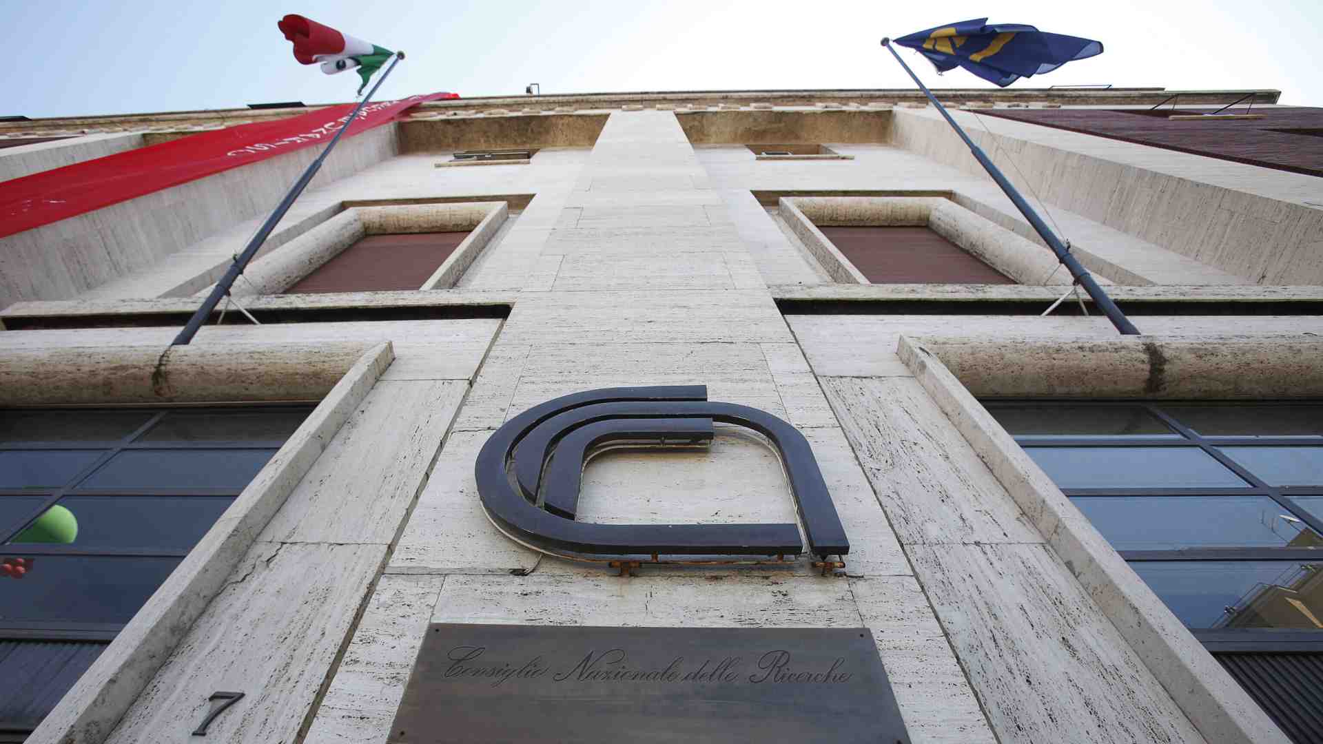 Una richiesta di aiuto a Giorgia Meloni per far ripartire il Cnr