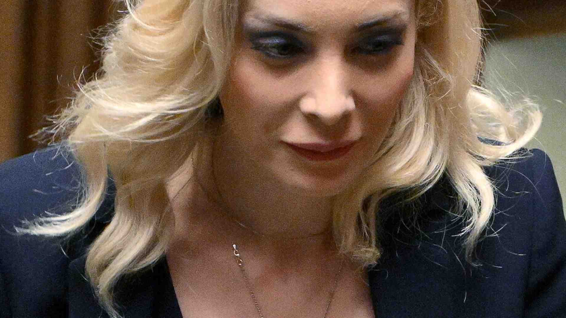 Marta Fascina appare alla Camera per farsi confermare in Commissione: "Questo posto lo scelse per me Silvio"