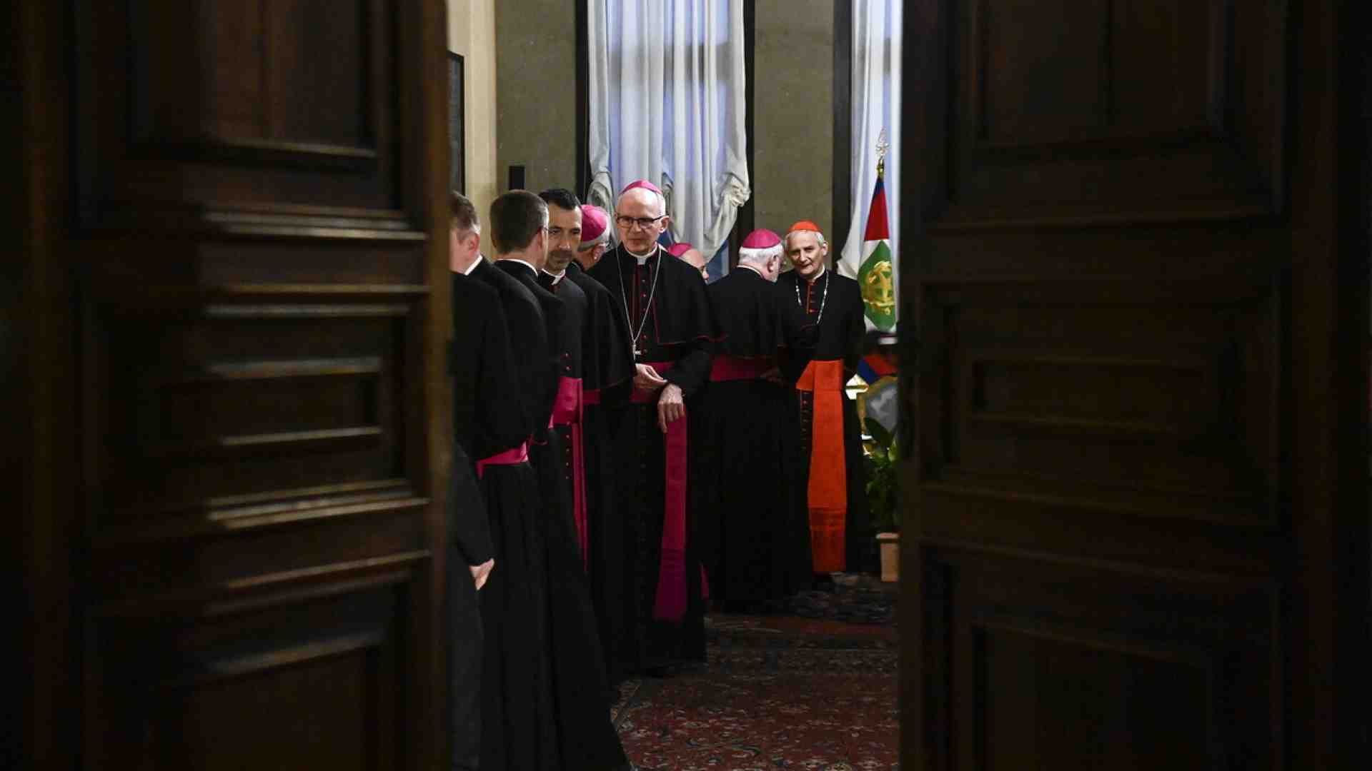 Perché la sconfitta ai referendum è anche della Cei