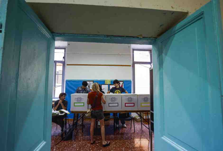 Il paragurismo dell’opposizione che imbroglia sui numeri del voto