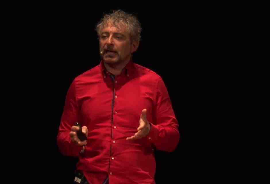 Riccardo Manzotti è un vero liberale, grintoso e glorioso