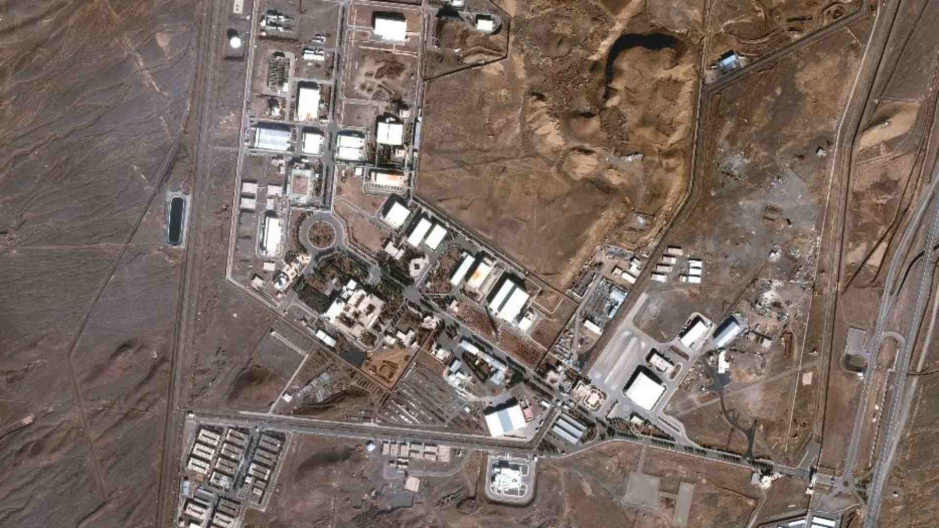 I missili di Israele sull’Iran: è guerra. «Apriremo le porte dell'inferno»