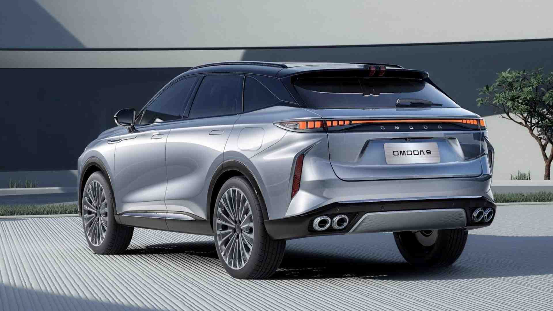Un motore benzina più tre elettrici: Omoda 9 stupisce con il Super Hybrid