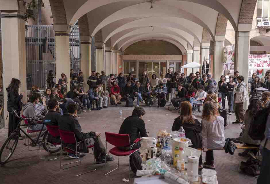 Che pena il nostro ceto accademico, appiattito sugli slogan studenteschi