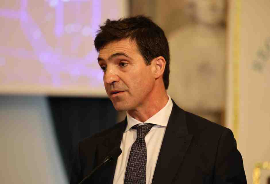 Elezioni regionali nelle Marche: i sondaggi danno Acquaroli in vantaggio