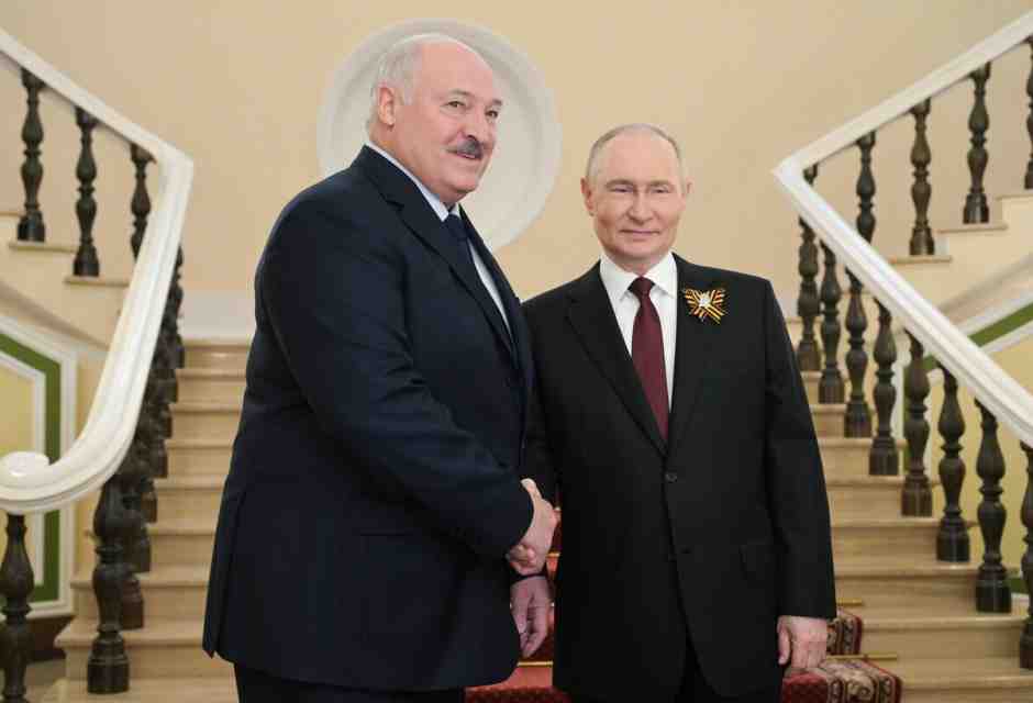 Volo diretto Washington-Minsk. Il viaggio di Kellogg in Bielorussia è misterioso, con molti rischi e un segnale