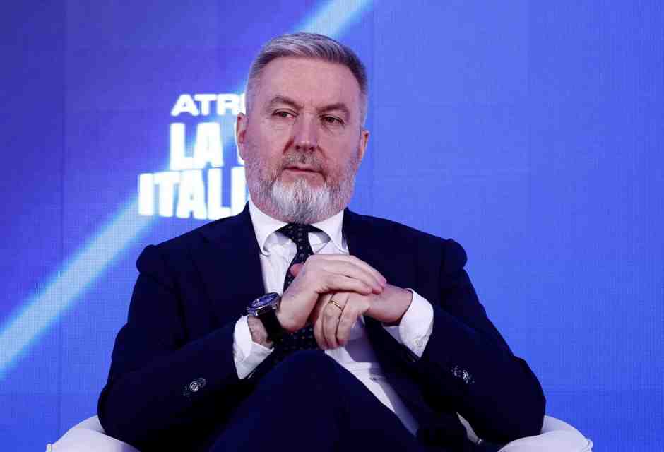 Guerini il Cautissimo, infastidito da Bonaccini, incalzato dalla sua corrente Pd, si ripara nel silenzio. E da Schlein