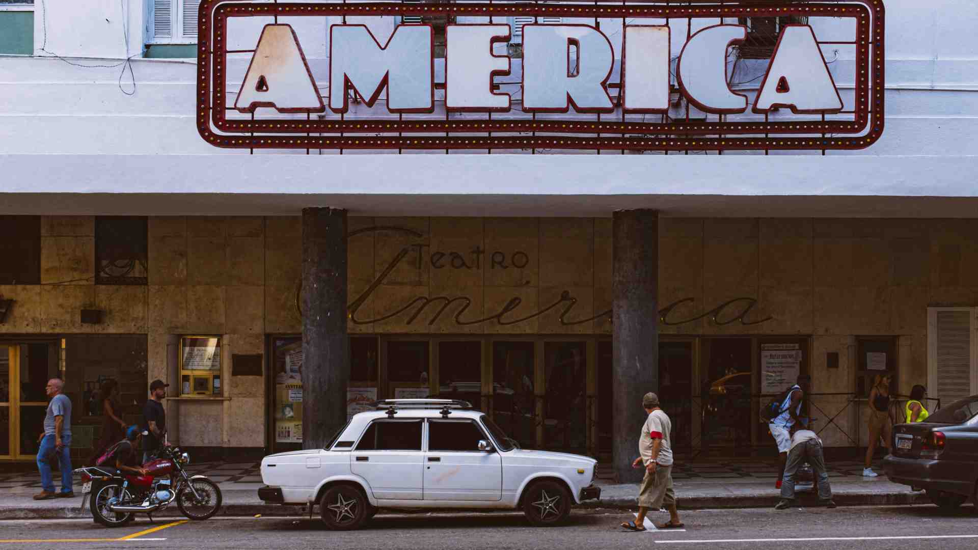 Distopia americana. Antologia sul tradimento di un paese che ha finito col negare i suoi valori