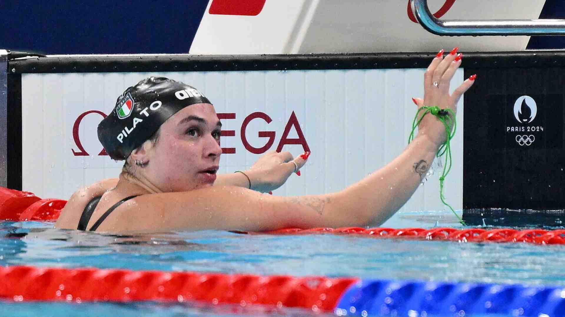 La Pilato si tuffa alla ricerca dell’equilibrio: “Voglio solo stare bene”