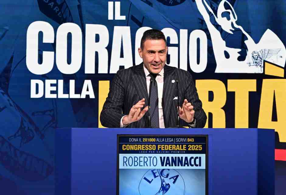 Vannacci: “Le richieste di Nato e Ue? Il 5 per cento è follia. Perché non il 10?”