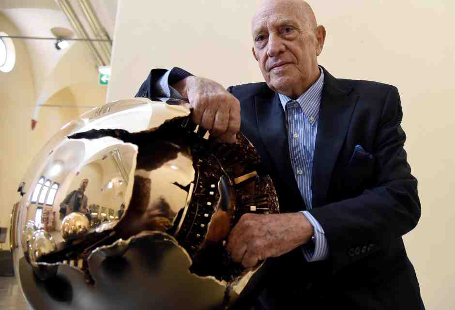 L’unica vera arte è rotonda. In morte di Arnaldo Pomodoro