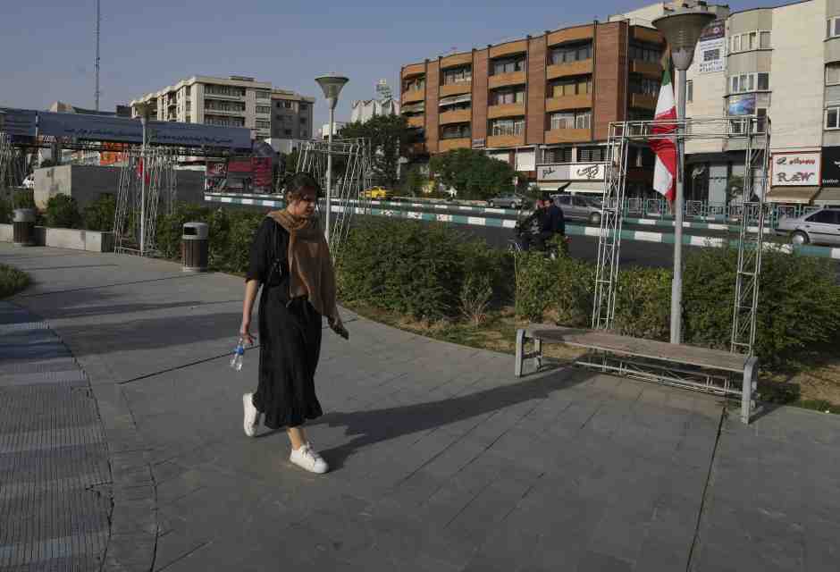 Gli iraniani temono di rimanere da soli con un regime determinato a sopravvivere