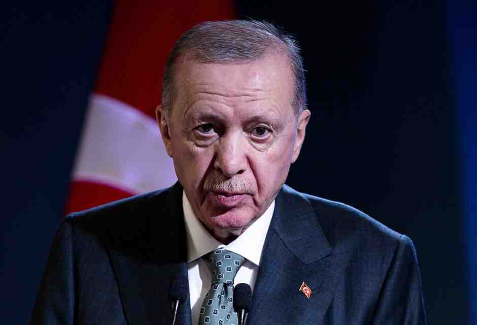 In pubblico Erdogan accusa Israele, ma l’esito del “lavoro sporco” non gli dispiace