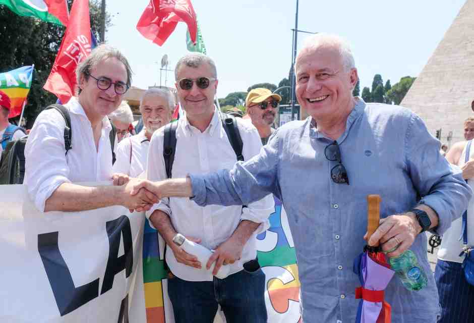 Tarquinio: “Superare la Nato, adesso lo dice anche Crosetto. Nel Pd ci sia più rispetto per i pacifisti”