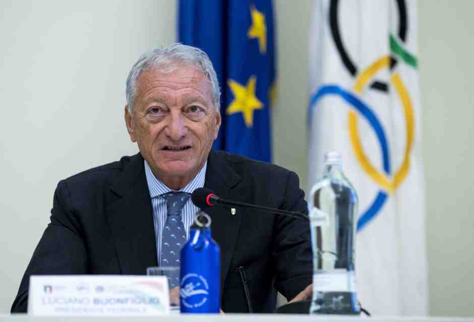 Il nuovo presidente del Coni è Luciano Buonfiglio