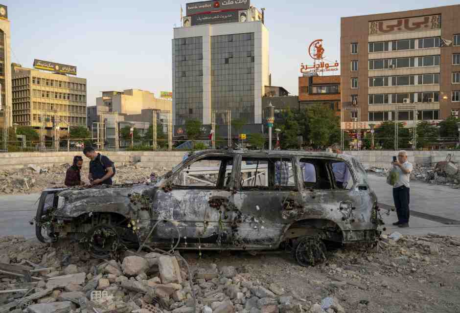 Gli iraniani si guardano le spalle, il regime ora non farà sconti