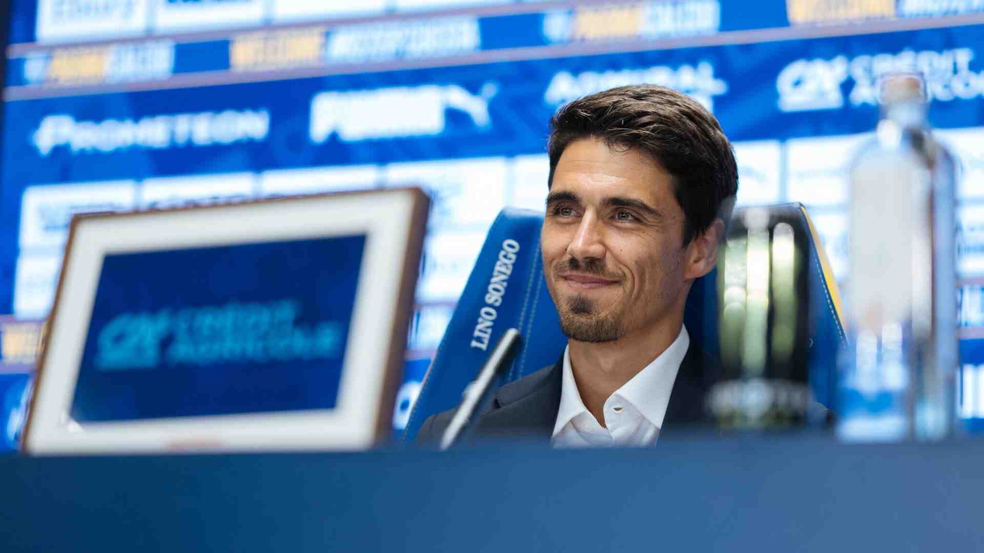 Carlos Cuesta ha già imparato che in Serie A è meglio parlare il meno possibile