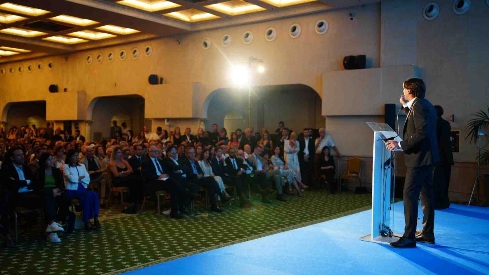 Onorato centro. Lanciata a Roma l’operazione centrista della sinistra. Beppe Sala nell’angolo