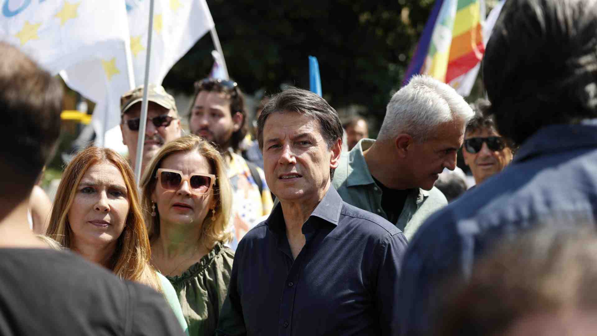 Il M5s conserva gelosamente tutti i suoi vizi