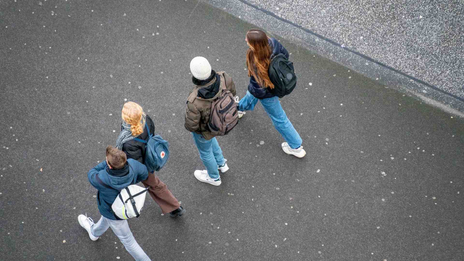 È tempo di far luce sul disagio dei Neet, i giovani da sempre inascoltati